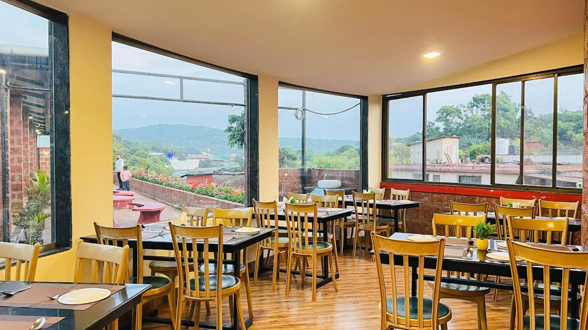Shardul Heritage The Resort Mahabaleshwar Bagian luar foto
